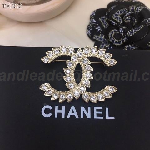 Chanel Brooch 204